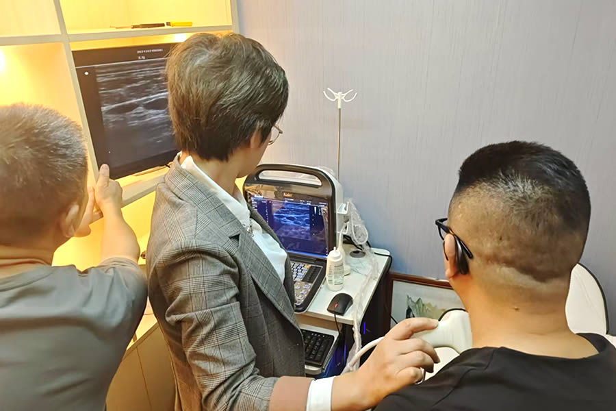 提高提高彩色超聲診斷儀水平 確保超聲診斷準確